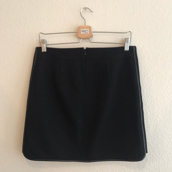 WHBM Black Ponte Work Skirt w/ faux Leather Piping - Picture 2 of 7